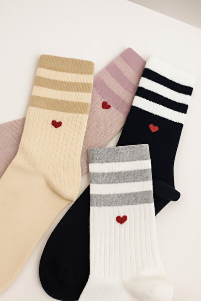 shefox 4 чифта дамски памучни чорапи с раиран сърдечен мотив