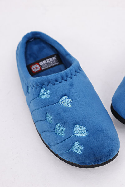 GEZER Yumuşacık İç Astarlı Nakış Motifli Kadın Terlik Kapalı Düz Tabanlı Şık Model