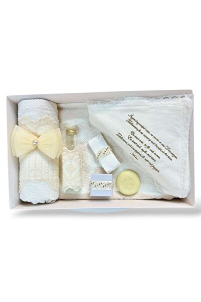 KidsMagazin Set botez crem dantelat cu accesorii