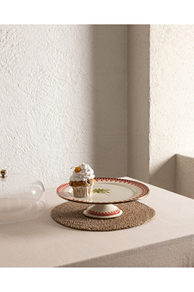 Madame Coco Lison Cake Stand - Red - 30 cm