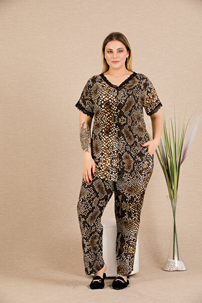 MOPİ Plus Size Snake Skin Pattern Buttoned Short Sleeve Pajama Set