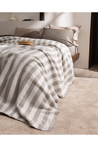 Madame Coco Parennes Çift Kişilik Pamuklu Jakarlı Battaniye - Gri