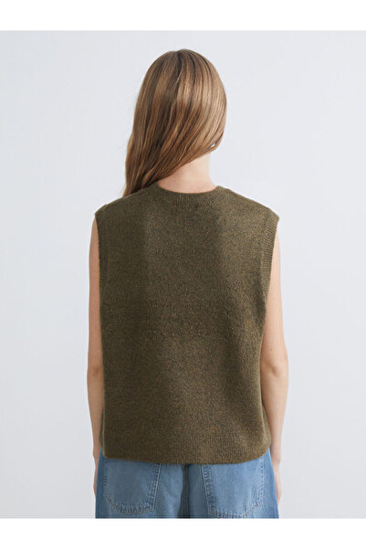 LC Waikiki Стилни избори от Esvab Clothing | Дамски трикотажен пуловер с велосипедна яка и принт с куче