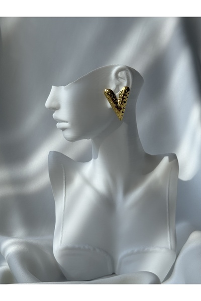 NB STEELORA أقراط على شكل قلب مطرزة باللون الذهبي من الفولاذ 316L