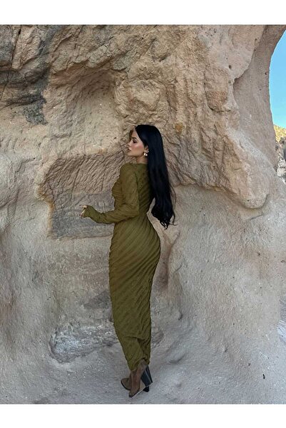 aytenli V Yaka Uzun Kol Maksi Boy Esnek Likralı Sade Zarif Püsküllü Elbise