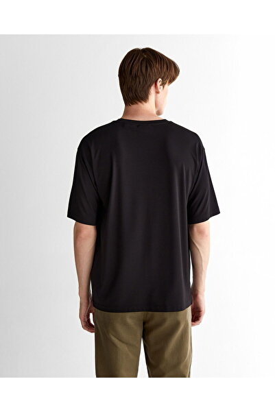 Gant Men's Black Relaxed Fit Crew Neck Logo T-Shirt