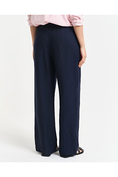 Gant Women's Navy Blue Relaxed Fit Pants
