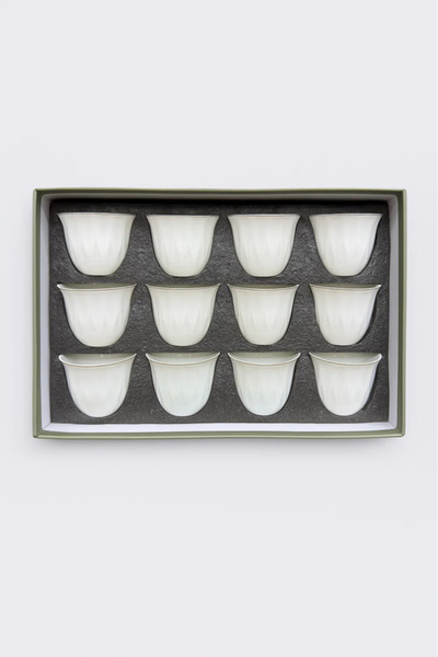 Urbanza طقم فناجين قهوة عربية من السيراميك الأبيض، ١٢ قطعة، بتصميم حافة فضية