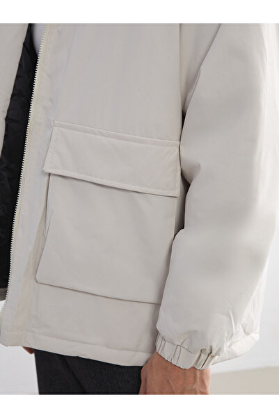 LC Waikiki Bol Kalıp Kapüşonlu Kalın Erkek Şişme Mont