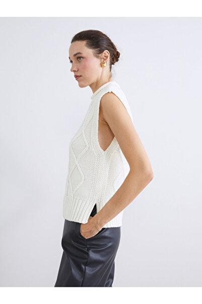 LC Waikiki Lcwaikiki Classicekru Mock Neck Self-Patterned Women's Knitwear Sw...