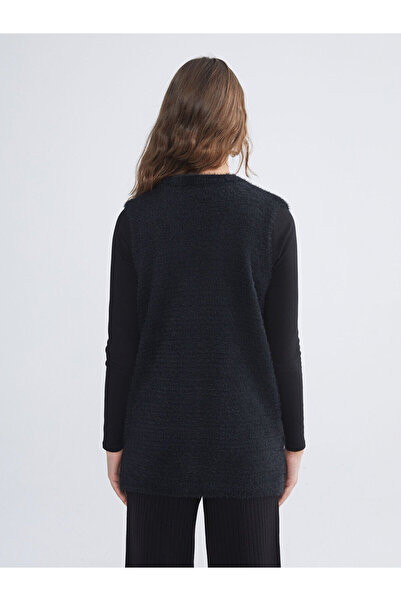 LC Waikiki Lcw Graceblack Plus Size V-Neck Women's Plush Vest