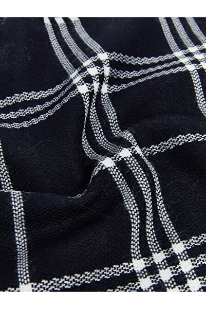 LC Waikiki Γυναικείο κασκόλ με καρό σχέδιο με φούντες