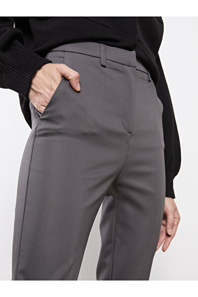 LC Waikiki Dámské rovné kalhoty Slim Fit