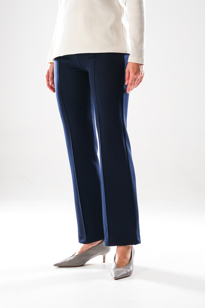 Plistre 2292_Жіночі штани з тканини Scuba Flare - Висока талія, рельєфні деталі, - Стильні штани на прихованій блискавці