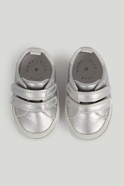 MOTHERCARE Silver Pram Trainers