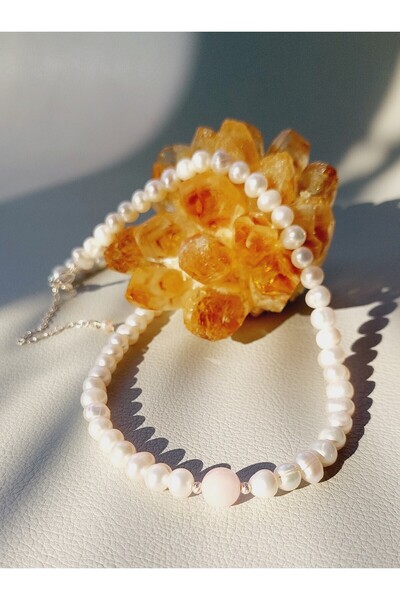 Abundo Necklace made of cultured pearls and rose quartz stone with 925 silver, 41 cm