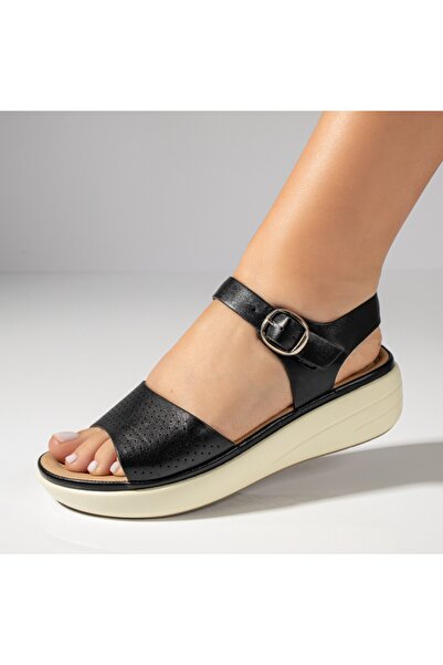 BMoD Sandale negre cu platformă și perforații pentru femei MOD11609