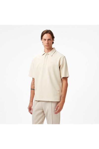 United 4 قميص بولو كلاسيكي للرجال من يونايتد4 باللون البيج