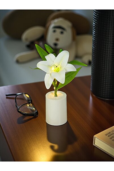 HEDİYE FİKRİ Beyaz Renk Zambak (Lilyum) Tasarımlı Dekoratif Led Işıklı Lamba