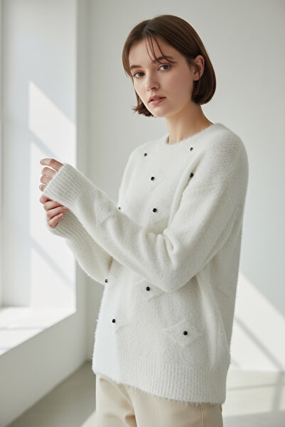 NEWCO Pearl Embellished Soft Texture O Oversized Knitwear Sweater – Round Neck Relaxed Fit