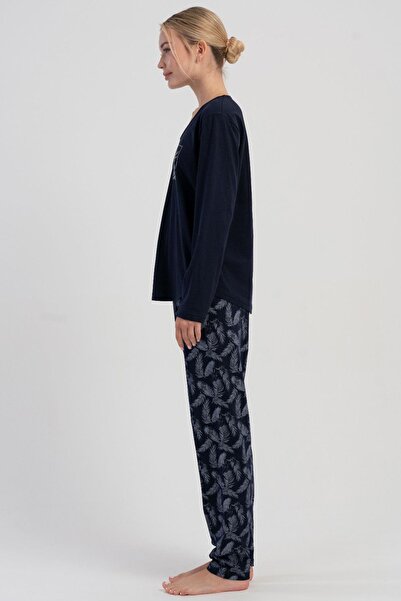 VİENETTA Kadın Büyük Beden Lacivert Uzun Kollu V Yaka Desenli Pijama Takımı C1T7N1305