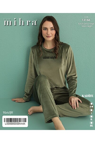 Mihra Elma Green Velvet Pajama Set