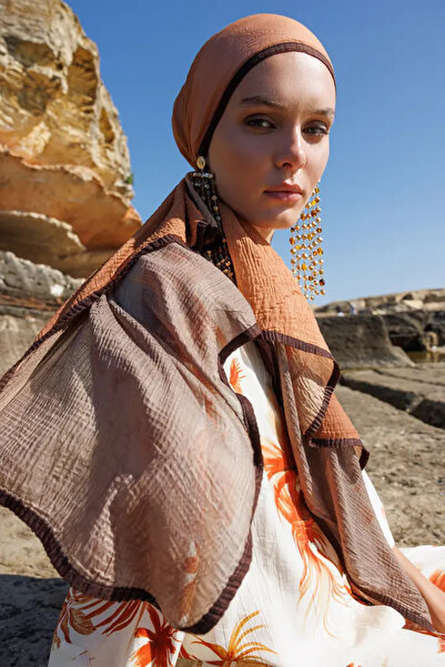 Mooncorn Gradient Muslin Shawl