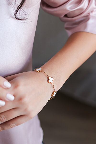 ATALYA ACCESSORY سوار نسائي من الفولاذ موديل يونكا ذهبي اللون مع أحجار بيضاء ...