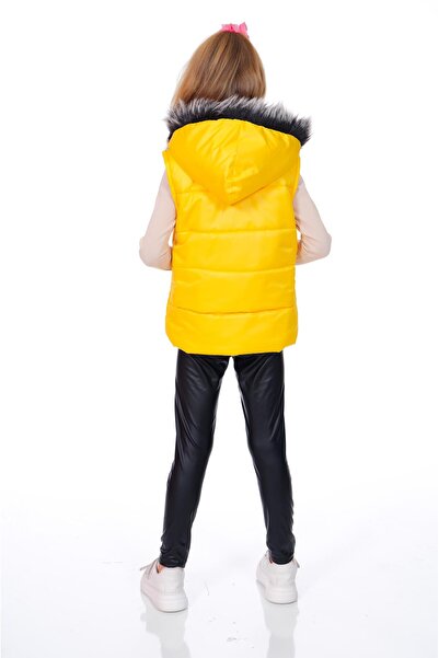 Kamex Girls' Embroidered Winter Puffer Vest