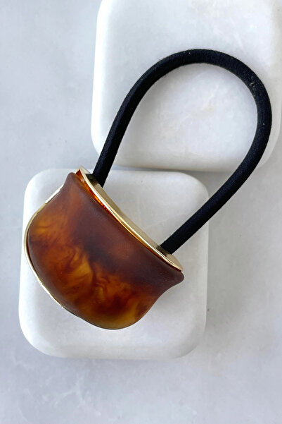 Leo'Stone مشبك مطاطي نسائي بتصميم محبب ذو مظهر رخامي مع تفاصيل ذهبية