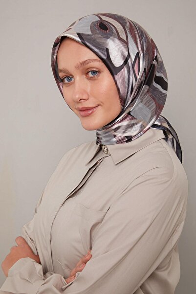 Levidor Black Floral Pattern Crystal Scarf