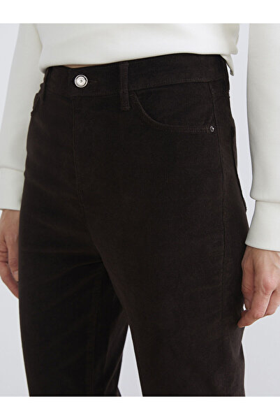 LC Waikiki Narrow Fit Velvet Women's Trousers