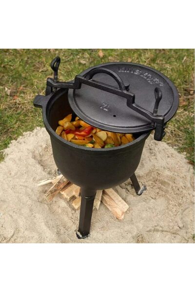 Kinghoff Cast iron cauldron with legs and lid, 7 liters, black,