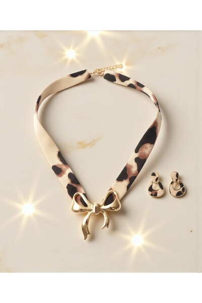 Er-Nev Leopar Desenli Kumaş Fiyonk Uç Kolye + Küpe