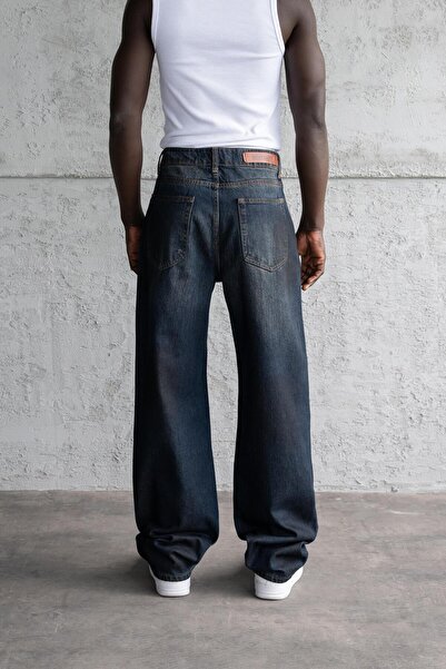 Machinist Pigment Coating and Effected Jeans Dark Blue