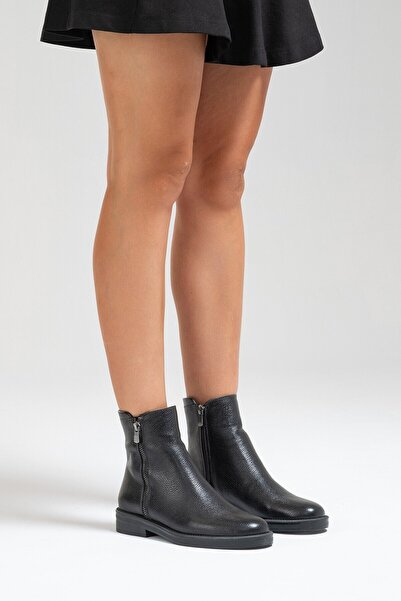 EGE GİYİM VE AYAKKABI DERİ KADIN BOT SİYAH