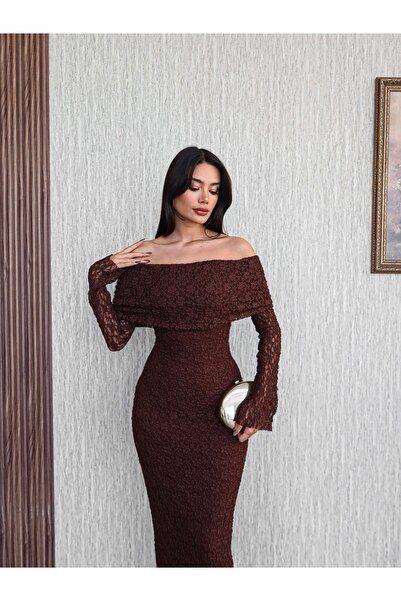 ESRAHELVACI Açık Omuz Güpür Desenli Uzun Elbise