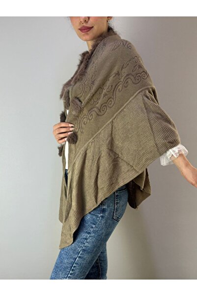 Gönülden Tasarım Triko Ponpon Patterned Soft Women's Poncho