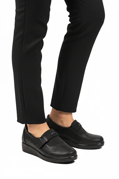 AYAKMOD حذاء نسائي كاجوال أسود اللون مزود بشريط فيلكرو وخفيف الوزن وقابل للتم...