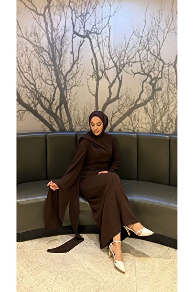 modadeywearst Kuyruk Detaylı Drapeli Tesettür Abiye Elbise