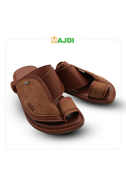 feet first Oriental Gulf sandal with a modern design