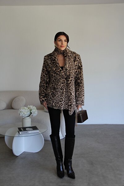 Julidress Двуредно кожено палто с подплата, с детайли от шал с леопардов принт и премиум дизайн