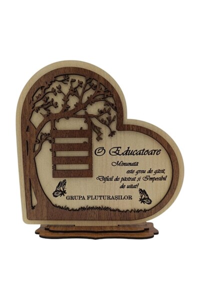 OEM Cadou pentru grupul „Fluturi” - Inimă decorativă din lemn cu mesaj person...