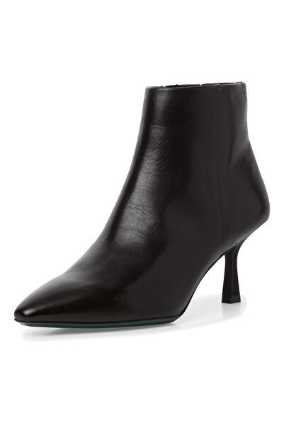 Tamaris Black leather ankle boots with green sole