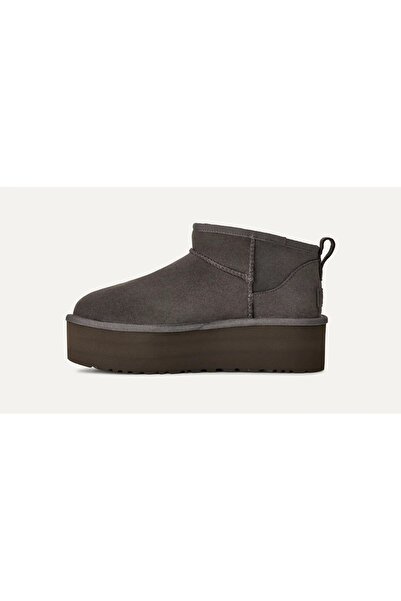 UGG Women's Boots, UGG, Classic Ultra Mini 1135092-CHR
