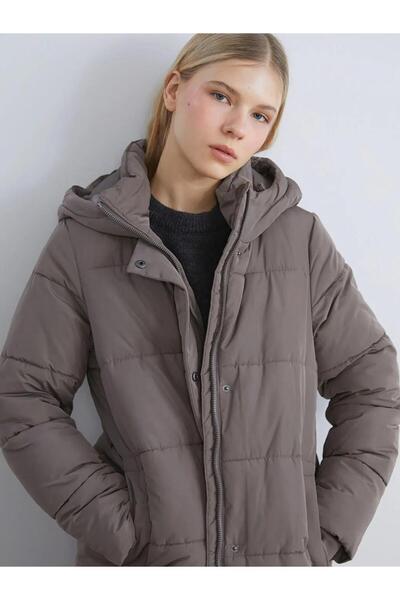 LC Waikiki Γυναικείο πουπουλένιο παλτό με κουκούλα (W5)