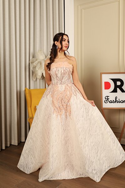 Dr Fashion Long evening dress in flesh color, featuring an elegant, embroidered design