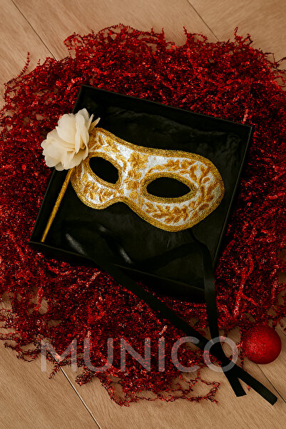 Munico 2 Adet Venedik Tarzı Beyaz Balo Maskesi Dekoratif Çubuklu Renkli İşlem...