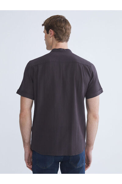 LC Waikiki Ανδρικό πουκάμισο με κοντό μανίκι Vision New Season Regular Fit με γιακά δικαστή