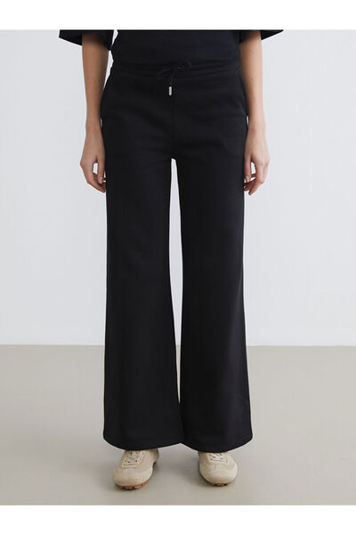 LC Waikiki Beli Lastikli Geniş Paça Kadın Eşofman Altı